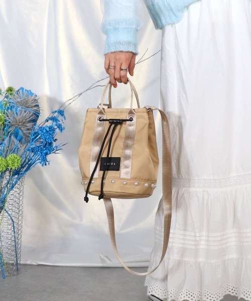 COLDE （コルデ）の「パール付き2way巾着ミニトートバッグ（トートバッグ・レディース・ベージュ/ブラック/カーキ/パープル・FREE）」の16枚目の写真