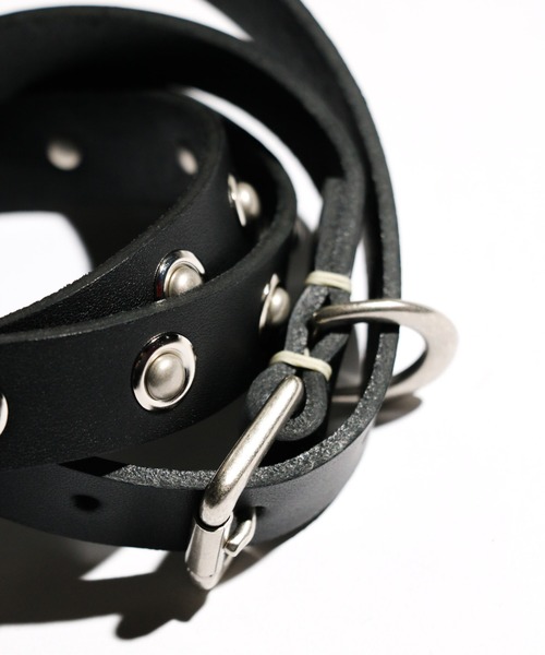 hobo（ホーボー）の「HOBO/ホーボー STUDDED BUCKLE BELT COW LEATHER スタッズカウレザーベルト（ベルト・メンズ・ブラック・ONE SIZE）」の5枚目の写真