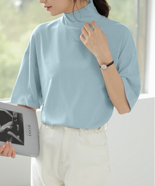 COCOMOMO(ココモモ)の「【選べる2タイプ×カラー展開あり】 半袖Tシャツ ハイネック モックネック Tシャツ カットソー スリット 半袖 夏服(Tシャツ/カットソー・レディース・ライトイエロー/ホワイト×ブラック/ブラック×ホワイト/ライトブラウン/ピンク/グレー/ブラック/ライトブルー/ホワイト/パープル・M/L)」の7枚目の写真