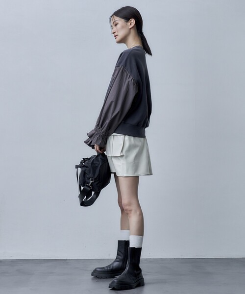 Firsthand（ファーストハンド）の「Firsthand/ファーストハンド オゾン加工キャンディスリーブスウェット（スウェット・レディース・ブラック/オフホワイト/ブルーグリーン・ﾌﾘ-）」の18枚目の写真