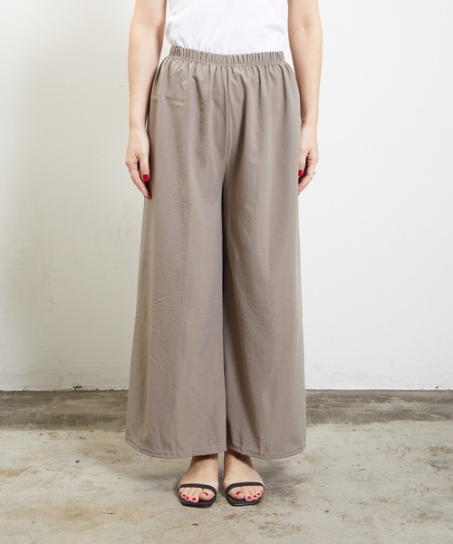 COMMON WARE(コモンウェアー)の「SZT: フルレングス シルエットのきれいな 透けないワイドパンツ(その他パンツ・レディース・ベージュ/ブラック・FREE)」の15枚目の写真