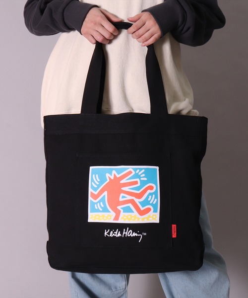 Keith Haring（キース・ヘリング）の「(LF)【Keith Haring】【Dancing Dog】アート キャンバス トートバッグ（トートバッグ・レディース・アイボリー/ブラック・ONE SIZE）」の2枚目の写真