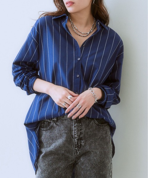 SMILE LAND(スマイルランド)の「大きいサイズ ゆるシルエットストライプシャツ(シャツ/ブラウス・レディース・ホワイト系/ネイビー系・L~LL/3L~4L)」の3枚目の写真