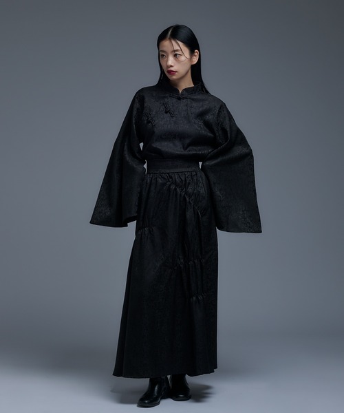 Ellno de Mavie（エルノデメヴィ）の「フレアスリーブジャガード