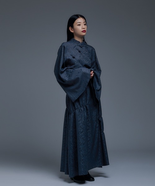 Ellno de Mavie（エルノデメヴィ）の「フレアスリーブジャガード