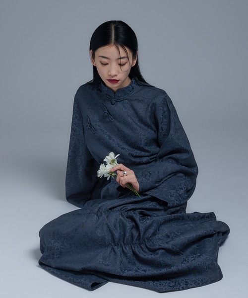 Ellno de Mavie（エルノデメヴィ）の「フレアスリーブジャガード
