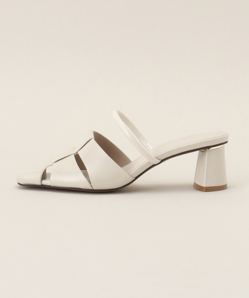 LE TALON(ルタロン)の「5.5cmグルカストラップミュールサンダル(サンダル・レディース・キャメル/アイボリー/ブラック系その他・LARGE/MEDIUM/SMALL/X-LARGE)」の7枚目の写真