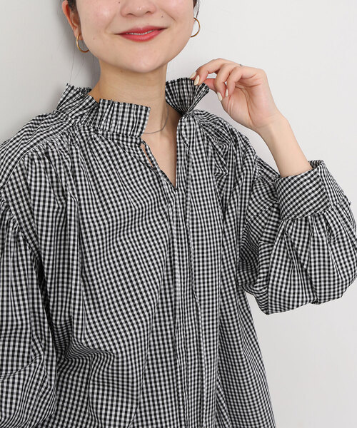 SLOBE IENA(スローブイエナ)の「タックカラーボリュームスリーブブラウス(シャツ/ブラウス・レディース・ブラック系その他/ホワイト/ブルー系その他/ピンク系その他・FREE)」の9枚目の写真
