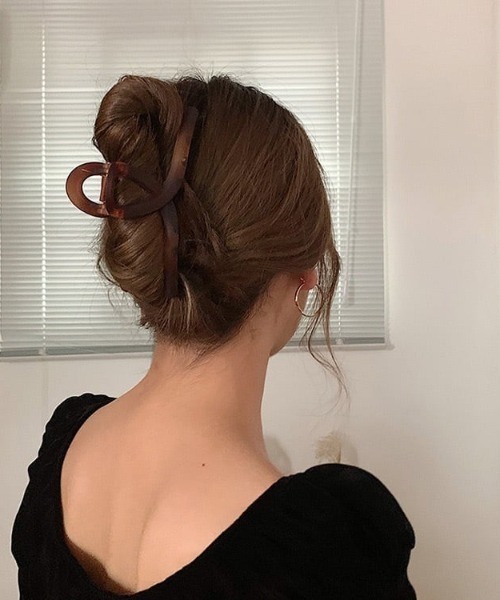 E&C closet…（イーアンドシークローゼット）の「マットカラーヘアクリップ（バレッタ/ヘアクリップ・レディース・ブラック/ブラウン・FREE）」の6枚目の写真