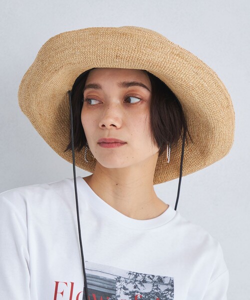 green label relaxing(グリーンレーベルリラクシング)の「ワイドブリムラフィア ハット(ハット・レディース・ナチュラル・FREE)」の6枚目の写真