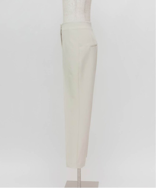 RANDA（ランダ）の「シャギーベスト風プルオーバーセットアップ（サロペット/オーバーオール・レディース・クリーム/ネイビー/ベージュ・0/1）」の12枚目の写真