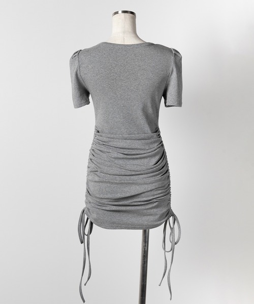 me+em select(ミームセレクト)の「※※【 2color 】シャーリングリボンヘンリーネックミニワンピース / shirring ribbon henley neck mini onepiece(ワンピース・レディース・グレー/ブラック・SMALL/MEDIUM)」の13枚目の写真