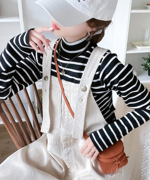 classicalelf(クラシカルエルフ)の「さりげない配色デザインがお洒落。袖W配色×ハイネックリブニットトップス(ニット/セーター・レディース・モカ/アイボリー/ブラック/ホワイト系その他/グレー/ブラック系その他・X-LARGE/SMALL/MEDIUM/LARGE)」の21枚目の写真