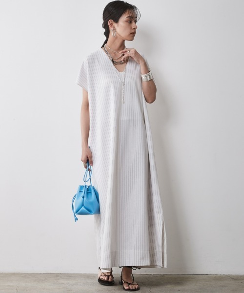 CHIC STYLE(シックスタイル)の「<大きいサイズ>ストライプフレンチスリーブVネックマキシワンピース シックスタイル(ワンピース・レディース・ホワイト系/ブラウン系・5L/4L/3L/LL/L)」の20枚目の写真