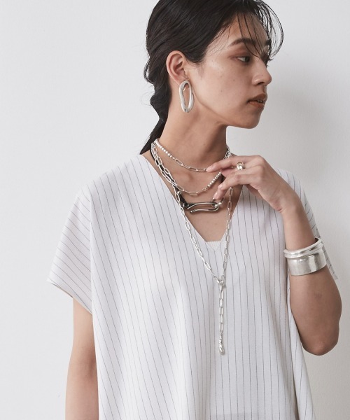 CHIC STYLE(シックスタイル)の「<大きいサイズ>ストライプフレンチスリーブVネックマキシワンピース シックスタイル(ワンピース・レディース・ホワイト系/ブラウン系・5L/4L/3L/LL/L)」の8枚目の写真