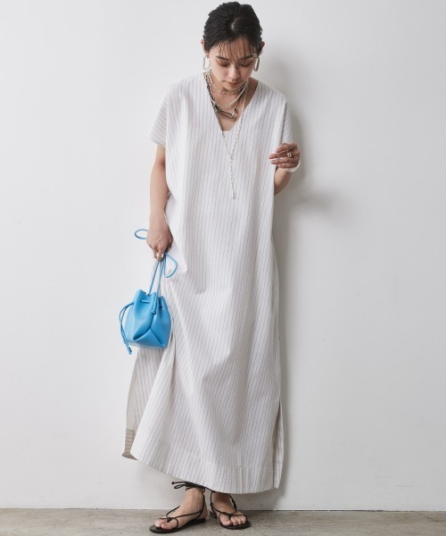 CHIC STYLE(シックスタイル)の「<大きいサイズ>ストライプフレンチスリーブVネックマキシワンピース シックスタイル(ワンピース・レディース・ホワイト系/ブラウン系・5L/4L/3L/LL/L)」の22枚目の写真