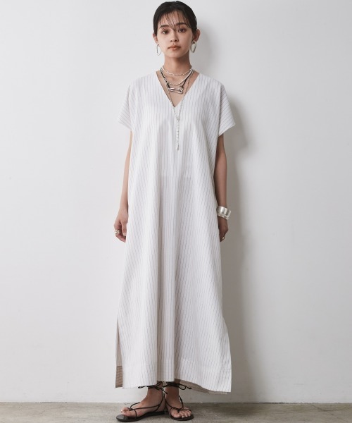 CHIC STYLE(シックスタイル)の「<大きいサイズ>ストライプフレンチスリーブVネックマキシワンピース シックスタイル(ワンピース・レディース・ホワイト系/ブラウン系・5L/4L/3L/LL/L)」の18枚目の写真