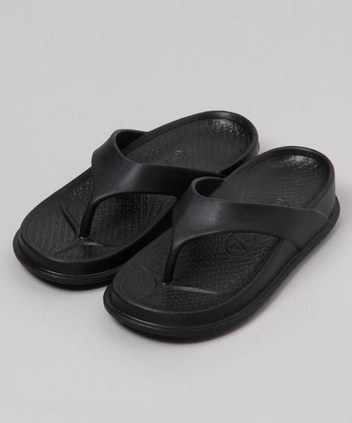 JEANASIS(ジーナシス)の「【CARIGA】トングサンダル/120607(サンダル・レディース・ホワイト/ブラック・LARGE/MEDIUM)」の2枚目の写真