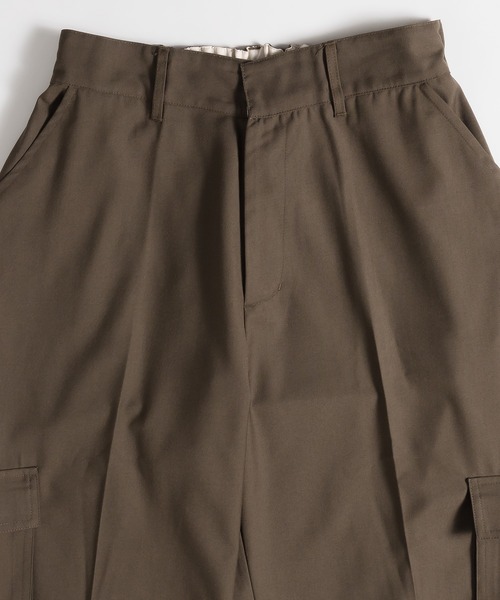 MUHET（ミュエータ）の「カーゴスラックスパンツ（カーゴパンツ・レディース・チャコールグレー/カーキ・SMALL/MEDIUM/X-LARGE）」の3枚目の写真