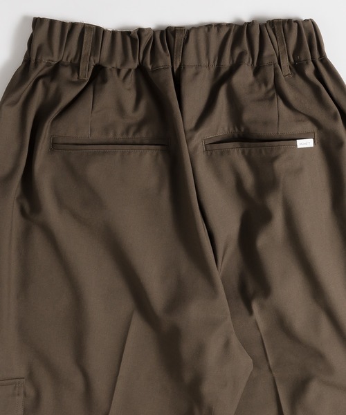 MUHET（ミュエータ）の「カーゴスラックスパンツ（カーゴパンツ・レディース・チャコールグレー/カーキ・SMALL/MEDIUM/X-LARGE）」の4枚目の写真