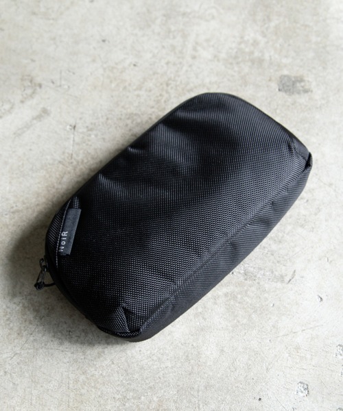 NoiR/ノアール（ノアール）の「NoiR ノアールSquad mini case/スクアッド ミニケース（エコバッグ/サブバッグ・メンズ・ブラック系その他/ブラック・FREE）」の2枚目の写真