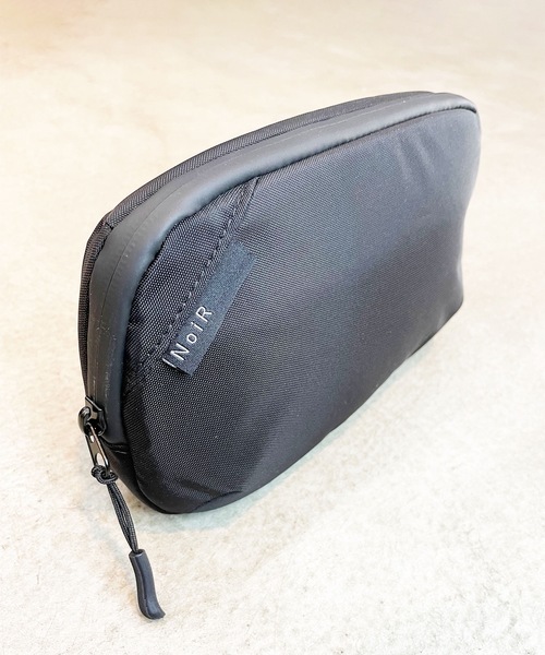 NoiR/ノアール（ノアール）の「NoiR ノアールSquad mini case/スクアッド ミニケース（エコバッグ/サブバッグ・メンズ・ブラック系その他/ブラック・FREE）」の3枚目の写真