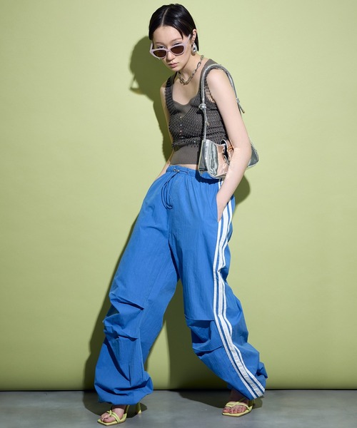 uyu.(ウユ)の「Square Neck Knit Tank Top / スクエアネックニットタンクトップ【uyu./ウユ】(タンクトップ・レディース・ホワイト/ブルー/ブラウン/レッド・FREE)」の9枚目の写真