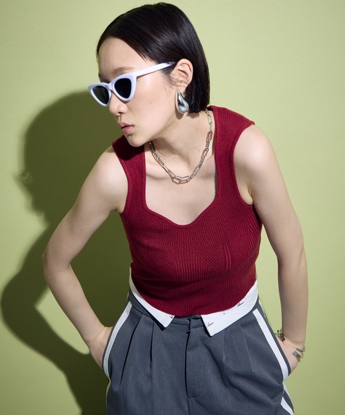 uyu.(ウユ)の「Square Neck Knit Tank Top / スクエアネックニットタンクトップ【uyu./ウユ】(タンクトップ・レディース・ホワイト/ブルー/ブラウン/レッド・FREE)」の12枚目の写真