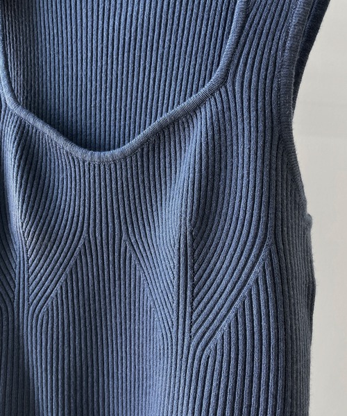 uyu.(ウユ)の「Square Neck Knit Tank Top / スクエアネックニットタンクトップ【uyu./ウユ】(タンクトップ・レディース・ホワイト/ブルー/ブラウン/レッド・FREE)」の21枚目の写真