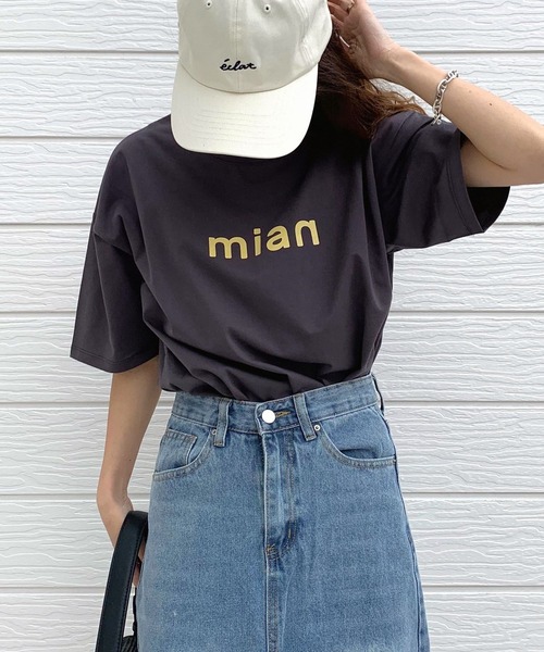 Q（キュー）の「ドライタッチコットンロゴT（Tシャツ/カットソー・レディース・ホワイト/チャコールグレー/ブラック/グレイッシュベージュ・MEDIUM）」の3枚目の写真