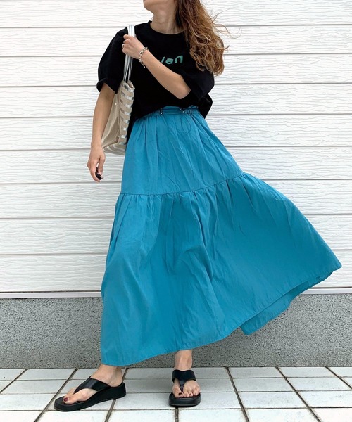 Q（キュー）の「ドライタッチコットンロゴT（Tシャツ/カットソー・レディース・ホワイト/チャコールグレー/ブラック/グレイッシュベージュ・MEDIUM）」の12枚目の写真