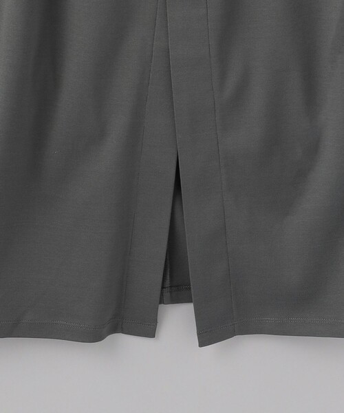 BEAUTY&YOUTH UNITED ARROWS（ビューティーアンドユースユナイテッドアローズ）の「バックホール Iライン ワンピース（ワンピース・レディース・ダークグレー/ブラック/ダークブラウン・S/M）」の20枚目の写真