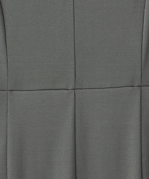BEAUTY&YOUTH UNITED ARROWS（ビューティーアンドユースユナイテッドアローズ）の「バックホール Iライン ワンピース（ワンピース・レディース・ダークグレー/ブラック/ダークブラウン・S/M）」の21枚目の写真