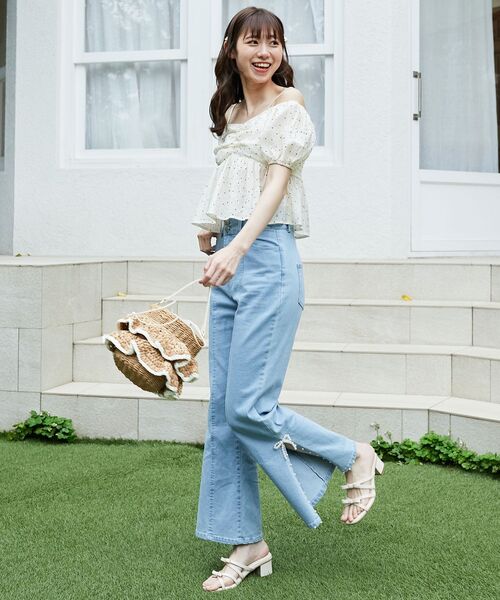 MAJESTIC LEGON（マジェスティックレゴン）の「ペプラムオフショルブラウス（シャツ/ブラウス・レディース・ホワイト系その他/イエロー系その他/ホワイト系その他2・MEDIUM）」の5枚目の写真