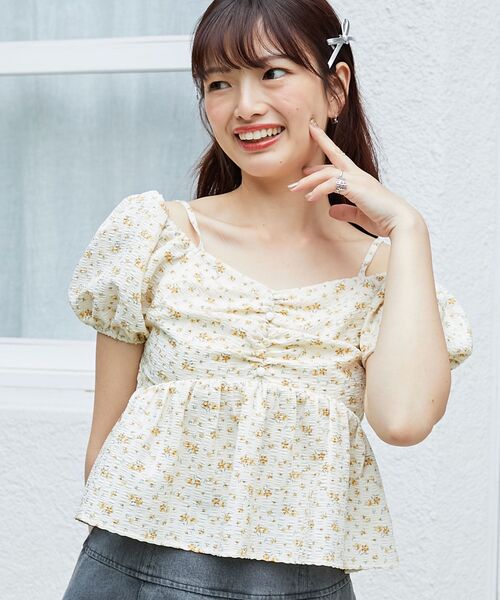 MAJESTIC LEGON（マジェスティックレゴン）の「ペプラムオフショルブラウス（シャツ/ブラウス・レディース・ホワイト系その他/イエロー系その他/ホワイト系その他2・MEDIUM）」の17枚目の写真