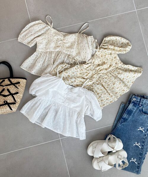 MAJESTIC LEGON（マジェスティックレゴン）の「ペプラムオフショルブラウス（シャツ/ブラウス・レディース・ホワイト系その他/イエロー系その他/ホワイト系その他2・MEDIUM）」の20枚目の写真