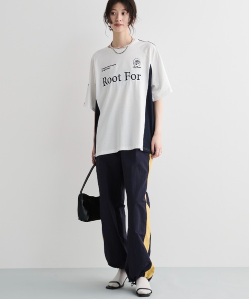 MERLOT(メルロー)の「サイドラインゲームTシャツ(Tシャツ/カットソー・レディース・ホワイト/ベージュ/ネイビー・FREE)」の4枚目の写真