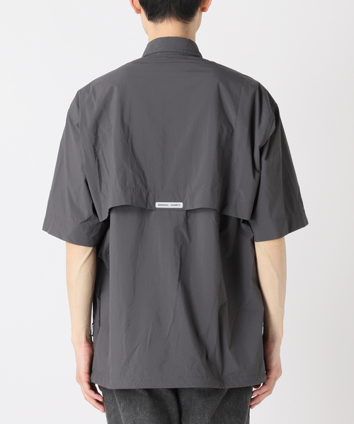 B.C STOCK（ベーセーストック）の「OLIVEDRAB/オーバーシャツ（シャツ/ブラウス・メンズ・スミクロ/グレー/カーキ・MEDIUM/LARGE）」の6枚目の写真