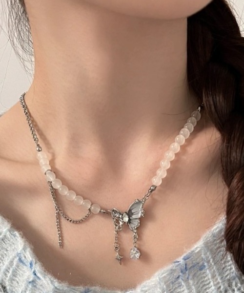【美品】【即完】Kaoyorinakami ビーズネックレス お花のビーズネックレス（GY） | Alma_México