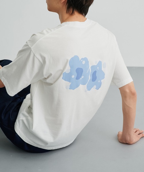 PUBLIC TOKYO(パブリックトウキョウ)の「フラワーアートバックプリントTEE(Tシャツ/カットソー・メンズ・ブラック/ブルー/ホワイト・1/2)」の9枚目の写真