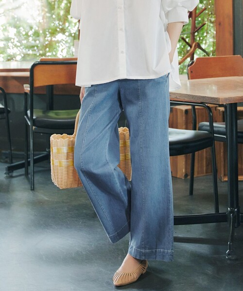 Tiaclasse(ティアクラッセ)の「【おのののかさん着用】TCデニム切替ワイドストレートパンツ(その他パンツ・レディース・ネイビー/サックスブルー・S/M/L)」の9枚目の写真