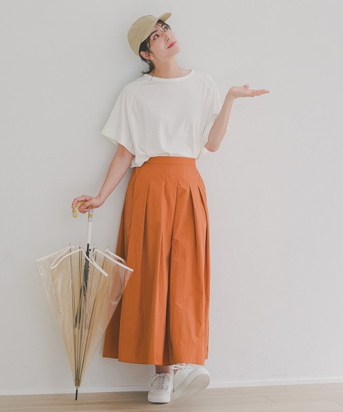Elura(エルーラ)の「<梅雨時期でも快適>落ち感クループルオーバー(Tシャツ/カットソー・レディース・ライトブルー/ホワイト/ネイビー・FREE)」の19枚目の写真
