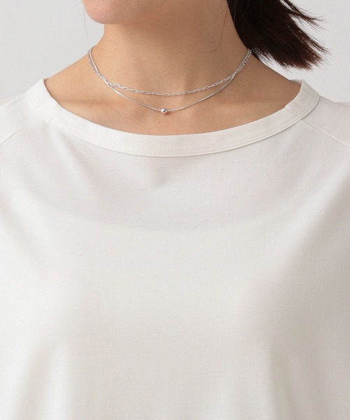 Elura(エルーラ)の「<梅雨時期でも快適>落ち感クループルオーバー(Tシャツ/カットソー・レディース・ライトブルー/ホワイト/ネイビー・FREE)」の10枚目の写真