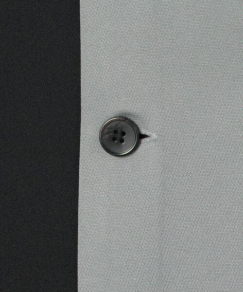 COMME CA ISM（コムサイズム）の「ファンクショナル バイカラー コンビ 羽織シャツ（シャツ/ブラウス・メンズ・グレー/ベージュ・MEDIUM/LARGE）」の16枚目の写真