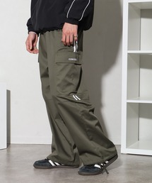 CONVERSE（コンバース）の「【CONVERSE/コンバース】ライン入り リラクシング カーゴパンツ（カーゴパンツ）」
