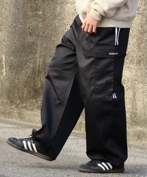 CONVERSE（コンバース）の「【CONVERSE/コンバース】ライン入り リラクシング カーゴパンツ（カーゴパンツ）」