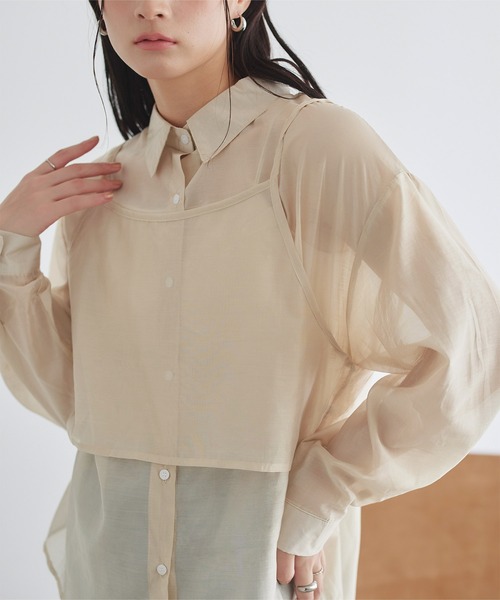 titivate(ティティベイト)の「レイヤードキャミソールセットシアーシャツ(シャツ/ブラウス・レディース・ブルー/オフホワイト/ベージュ・FREE)」の9枚目の写真