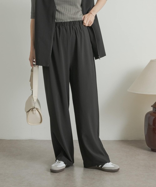 URBAN RESEARCH DOORS(アーバンリサーチドアーズ)の「ドライタッチイージーパンツ(その他パンツ・レディース・ブラック/キャメル・MEDIUM)」の1枚目の写真