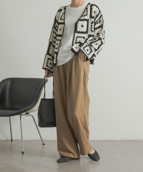 URBAN RESEARCH DOORS(アーバンリサーチドアーズ)の「ドライタッチイージーパンツ(その他パンツ・レディース・ブラック/キャメル・MEDIUM)」の20枚目の写真