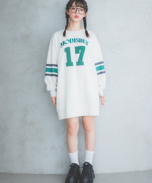 repipi armario（レピピ アルマリオ）の「ユニフォームワンピース（ワンピース・キッズ・ブルー/アイボリー/スミクロ・SMALL/MEDIUM/LARGE）」の6枚目の写真